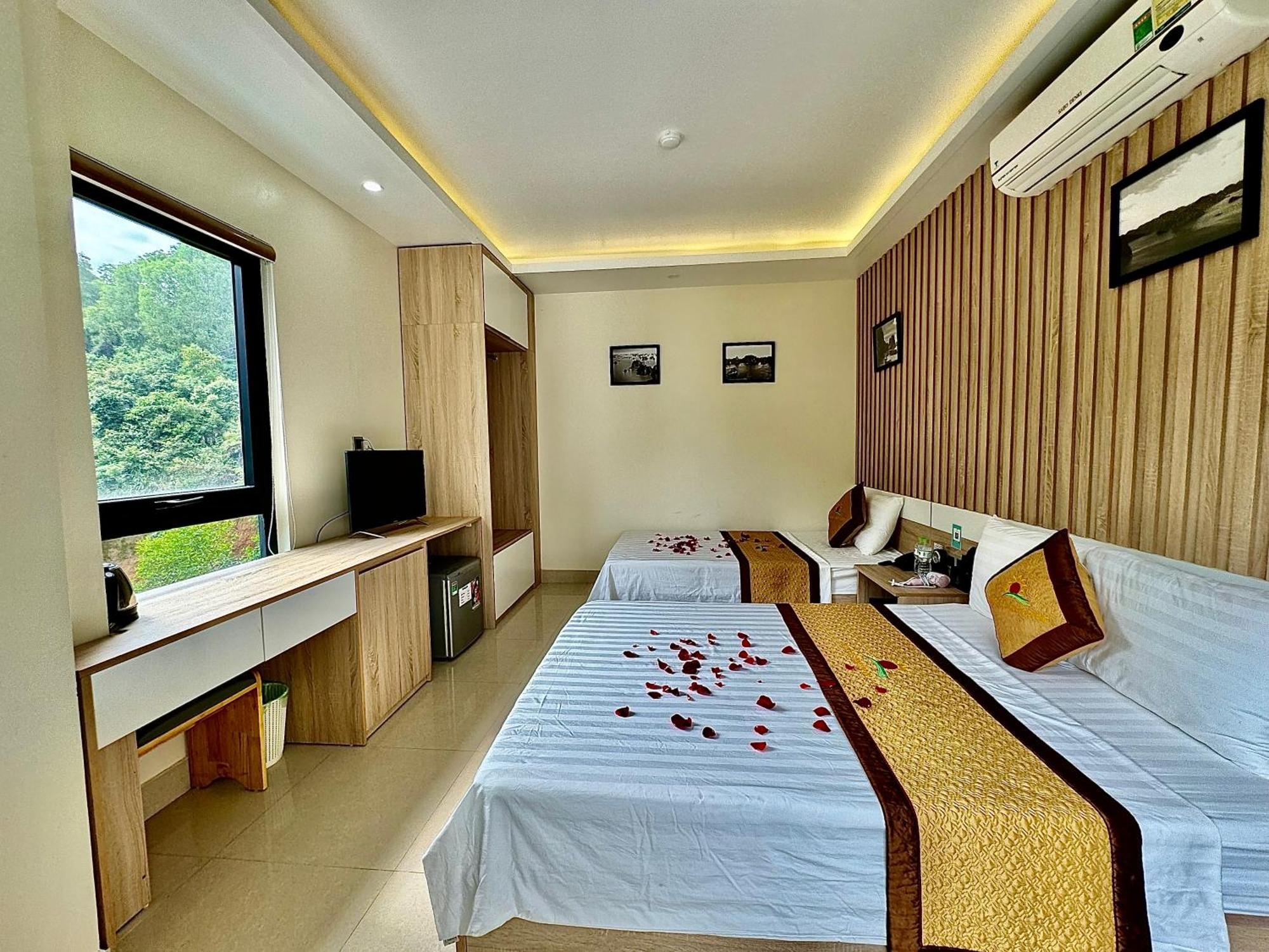 Sunflower Catba Hotel Dong Khe Sau Eksteriør billede